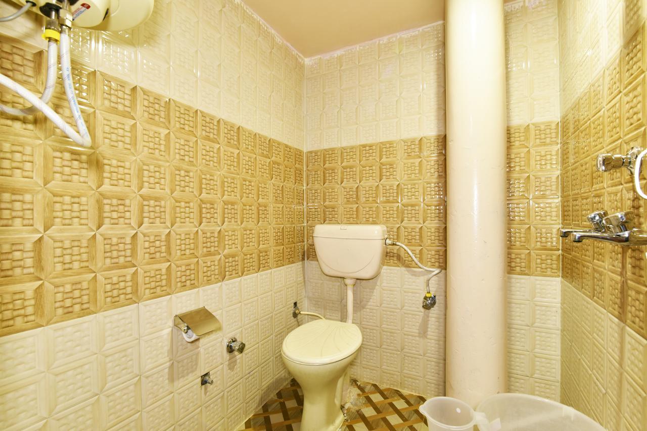 Hk Backpackers-Luxury Rooms & Dormitory Amritsar Bagian luar foto