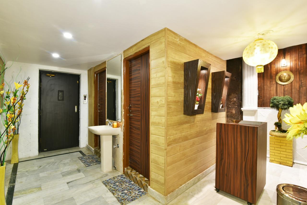 Hk Backpackers-Luxury Rooms & Dormitory Amritsar Bagian luar foto