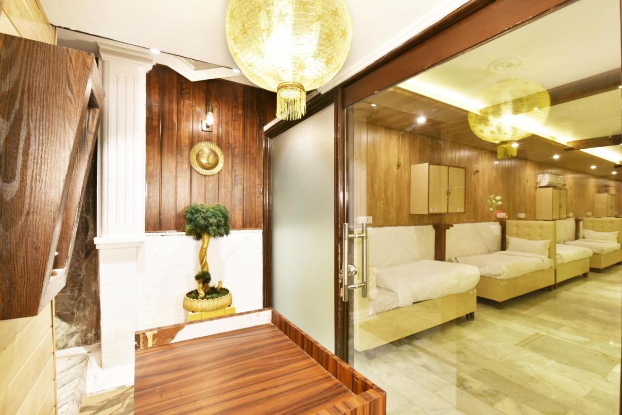 Hk Backpackers-Luxury Rooms & Dormitory Amritsar Bagian luar foto